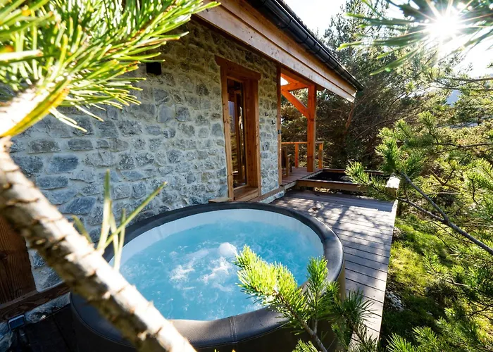 Les Chalets De Chanteloube \